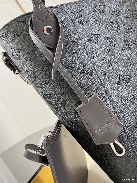 29.5 x HINA-46 VUITTON x LOUIS 17CM 0317