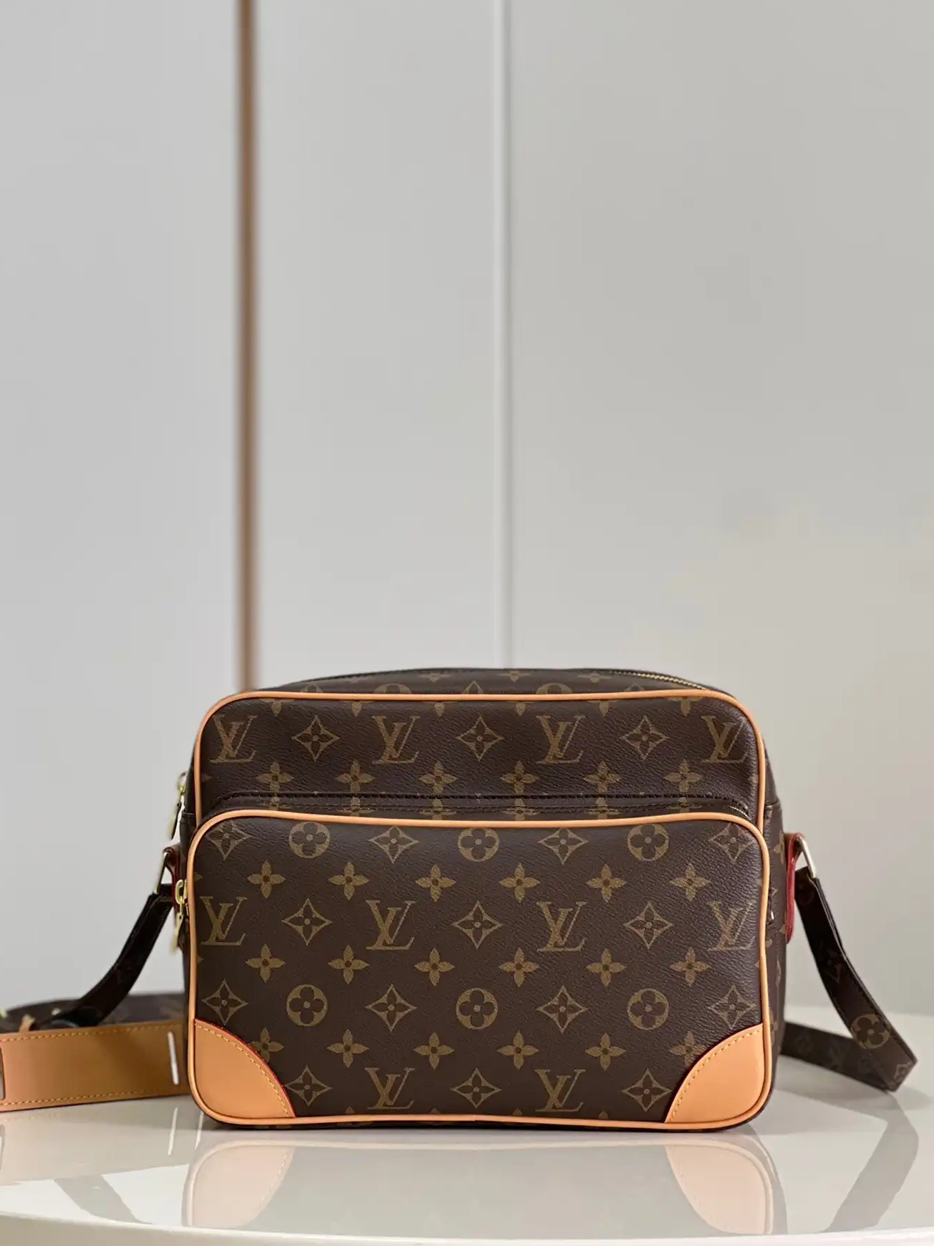 VUITTON MESSENGER LOUIS 0318