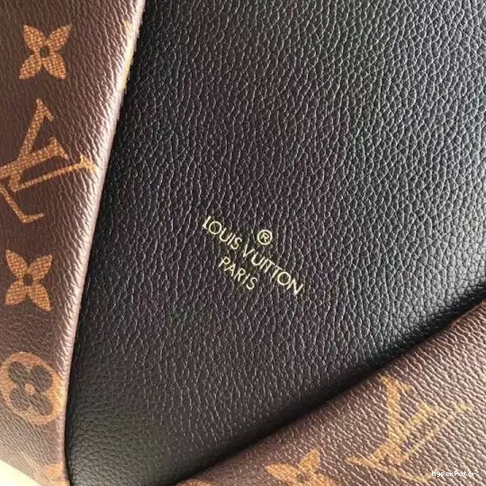 Vuitton V MM TOTE Louis 0313