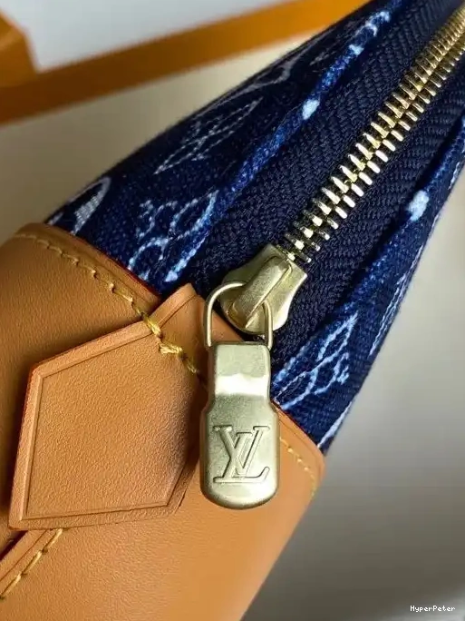 LOUIS POUCH SINCE PM VUITTON 1854 COSMETIC 0317