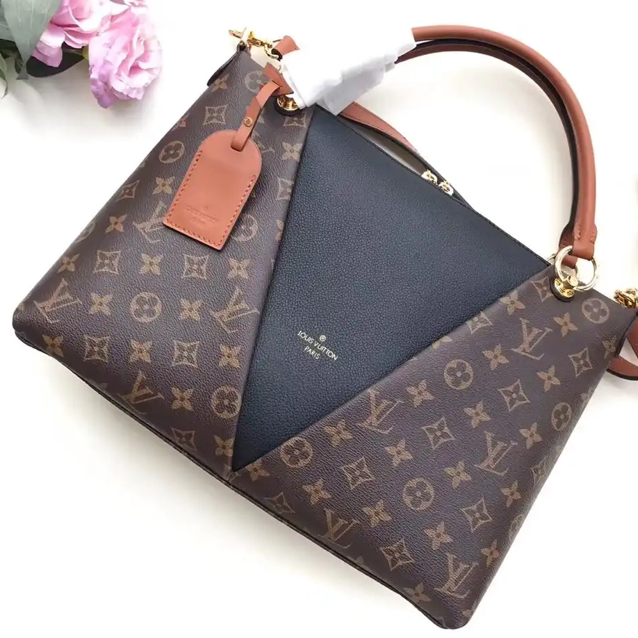 Vuitton V MM TOTE Louis 0313