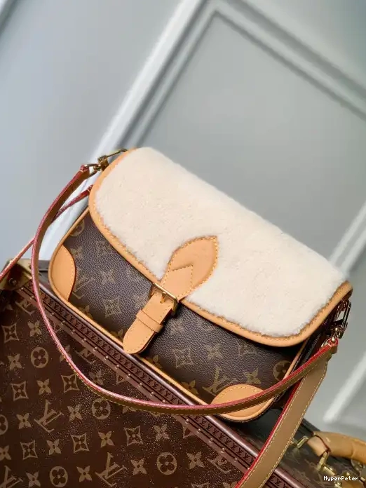 Nano LOUIS VUITTON Diane 0318