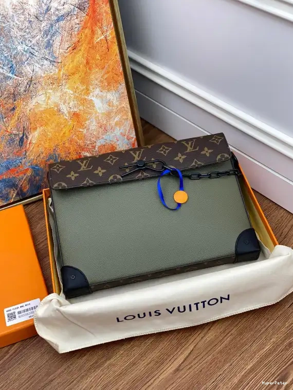 POCHETTE VUITTON LOUIS VOYAGE STEAMER 0313