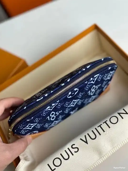 LOUIS POUCH SINCE PM VUITTON 1854 COSMETIC 0317